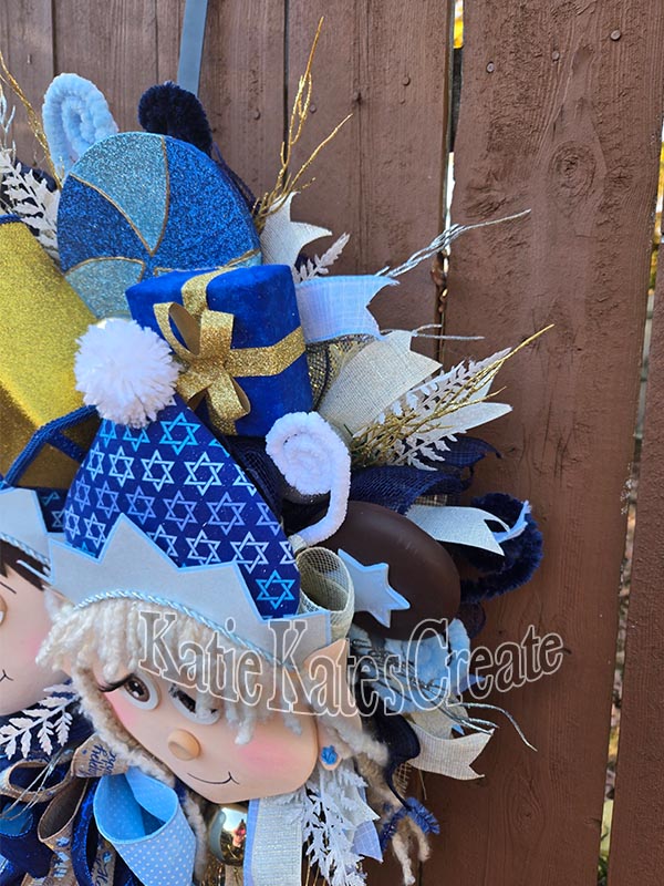 Hannukah Toymakers 22" Wreath