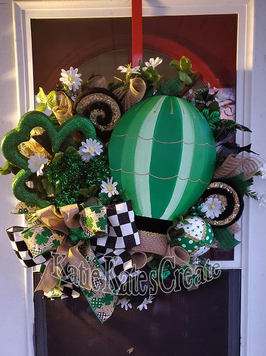 St. Patrick's Day 22" Balloon Wreath