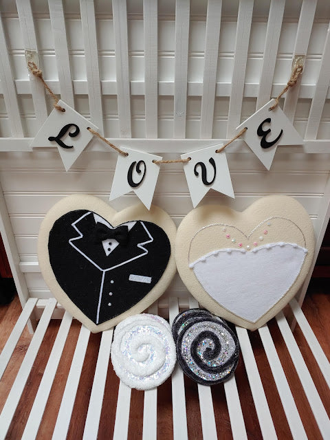 Faux Wedding Sugar Cookie Wreath Attachment (Complete Set)